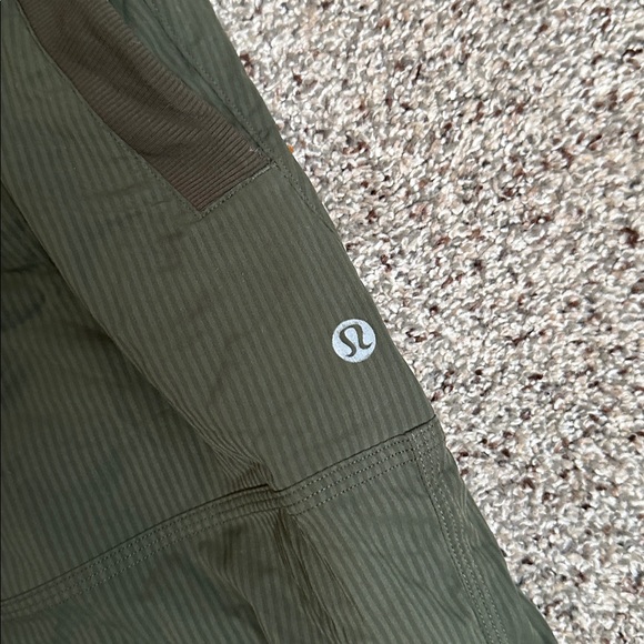 lululemon athletica dance studio Dark Green  Pants size 12R - Picture 8 of 14